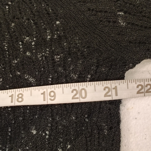 NORDSTROM SHRUG WOMES SZ SMALL 100% CASHMERE BLACK FRONT TIE SOFT CHIC LUXURY - Picture 7 of 8